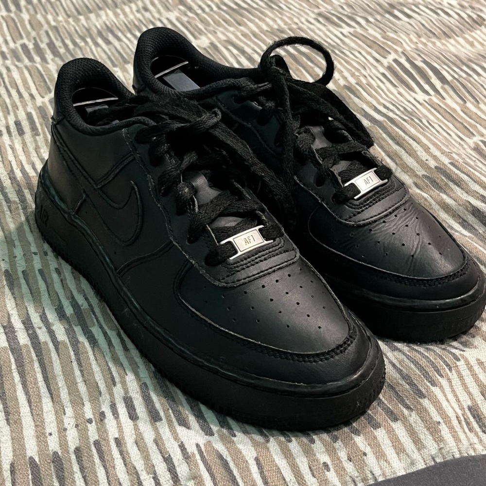 Nike Air Force 1’s Black on Black